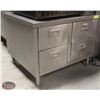Image 1 : 32" FOUR-DRAWER STAINLESS STEEL CABINET