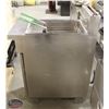 Image 3 : FRYMASTER DUAL-BASKET COMMERCIAL DEEPFRYER