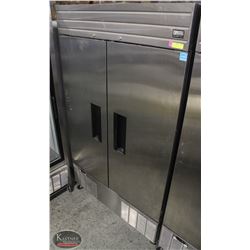 HABCO DUAL-DOOR SOLID S/S UPRIGHT COOLER