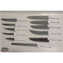 NEW & COMPLETE KITCHEN KNIFE SET