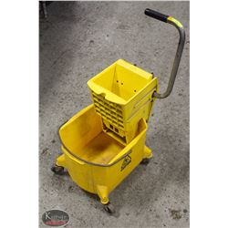 CONTINENTAL COMMERCIAL MOP BUCKET W/ WRINGER