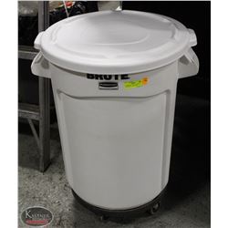 RUBBERMAID WHITE BIG BRUTE FOOD-GRADE / WASTE BIN