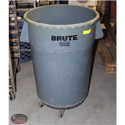RUBBERMAID BIG BRUTE WASTE CAN W/ WHEEL DOLLY