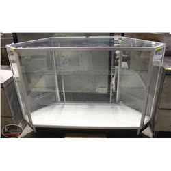 5' GLASS PANEL SHOWCASE W/ SHELVING