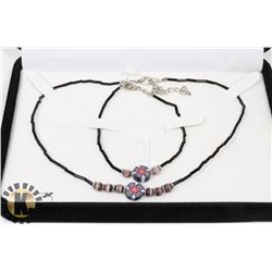 NECKLACE AND BRACELET SET WITH ROSE DECOR