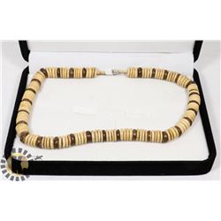 WOODEN BEAD NECKLACE