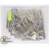 Image 1 : BAG OF ASSORTED METAL CHARMS