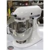 Image 1 : WHITE KITCHEN AID ULTRA POWER MIXER