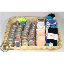 NEW SCENSTY LOT 40 LARGE