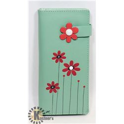 NEW SHAG WEAR WOMENS WALLET