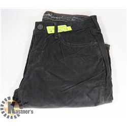 NEW EDDIE BAUER WOMENS SIZE 2 WOMENS PANTS