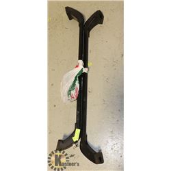 ORIGINAL TOYOTA RAV 4 ROOF RACK WITH KEYS