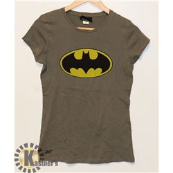 DC BATMAN WOMEN'S TSHIRT SMALL