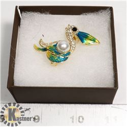 RHINESTONE & FAUX PEARL PELICAN BROOCH