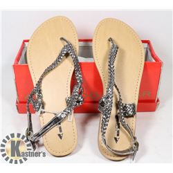 SILVER FLATS, SIZE - 9