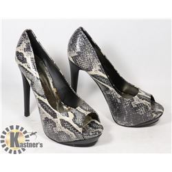 BLACK & GREY SNAKESKIN STILETTOS, SIZE - 7.5