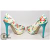 Image 1 : FLORAL STILETTOS, SIZE - 6