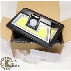 LOT OF 2 NEW SOLAR SECURITY LED LIGHTS