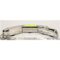VINTAGE "SCHYLLING STREAMLINE TRAIN WITH WIND UP
