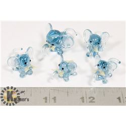 FAMILY OF ELEPHANTS GLASS HAND BLOWN COLORED
