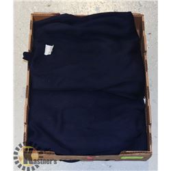 LOT OF 5 NEW W/ TAGS V-NECK COTTON SWEATERS - NAVY