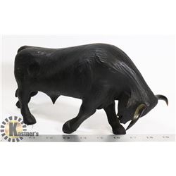 WOOD BULL ORNAMENT W/ HORNS