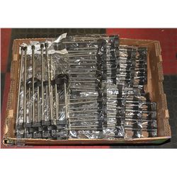 LOT OF 10 NEW CLOSET ORGANIZERS / TOWEL RACKS