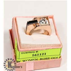 WOMENS FASHION RING SIZE 6