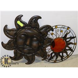 2-PC METAL AND GLASS WALL/GARDEN DECOR -