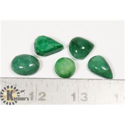 #173-GREEN EMERALD GEMSTONE 67.90ct