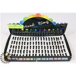 DISPLAY OF 100 MOOD RINGS, ASSORTED SIZES