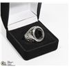 Image 1 : NEW MEN'S RING WITH BLACK STONE - SIZE 10 -