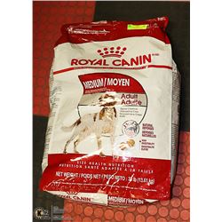 ROYAL CANIN MEDIUM BREED DOG FOOD CHICKEN + RICE