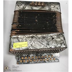 HOHNER "G,C" BUTTON ACCORDION