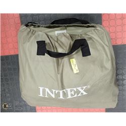 CHILDREN AND QUEEN AIR MATTRESS SET