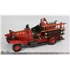 Image 1 : DECORATIVE METAL FIRE TRUCK.