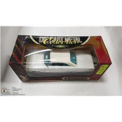 1:18 DIE CAST 1964 MERCURY MARAUDER DELUXE