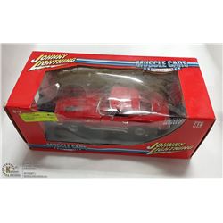 1:18 DIE CAST '63 CORVETTE JOHNNY LIGHTNING