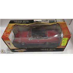 1:18 DIE CAST ERTL '66 GTO LIMITED EDITION