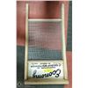 Image 1 : VINTAGE WOOD GLASS WASHBOARD NO CRACKS