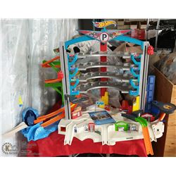 HOT WHEELS PARKING GARAGE