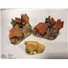 Image 1 : 3 MODEL HOUSES HAND PAINTED MADE IN ENGLAND
