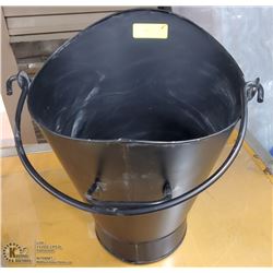 4 PIECE FIREPLACE SET WITH BELLOWS & COAL BUCKET