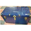 Image 2 : BLUE TRUNK, 36 X 20 X 21