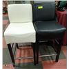 Image 1 : PAIR OF BLACK & WHTIE BAR STOOLS, SEAT HEIGHT 26"
