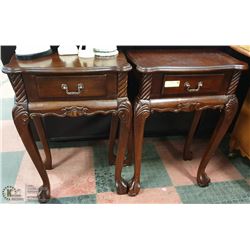 2 VINTAGE STYLE END TABLES, 20 X 30 X 12