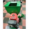 Image 2 : WOOD CHIPPER 13 HP LIFAN ENGINE