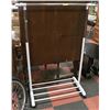 Image 1 : CLOTHING RACK