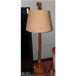 MAPLE FLOOR LAMP