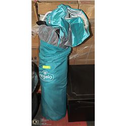 REGALO 8 PANEL DELUX PORTABLE PLAY YARD